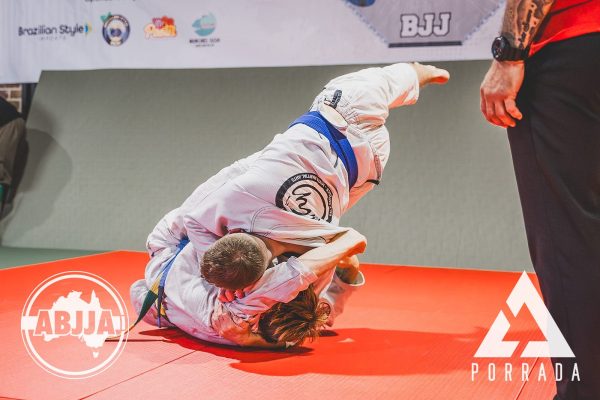 Porrada_Blue-Belt-Under-75kg-_-Jett-Crichton-Pacheco-BJJ-vs-Jackson-Osfield-MyBJJ116_20260418_154956