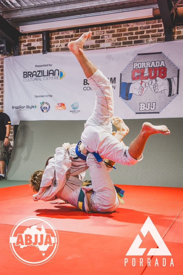 Porrada_Blue-Belt-Under-75kg-_-Jett-Crichton-Pacheco-BJJ-vs-Jackson-Osfield-MyBJJ120_20260418_155025