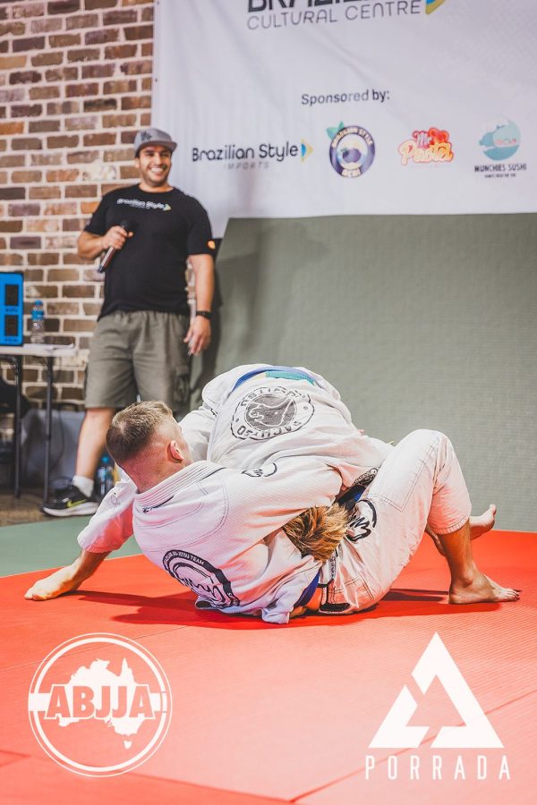 Porrada_Blue-Belt-Under-75kg-_-Jett-Crichton-Pacheco-BJJ-vs-Jackson-Osfield-MyBJJ127_20260418_155118