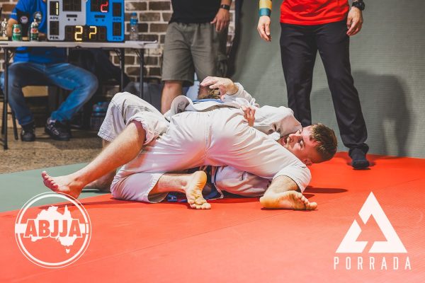 Porrada_Blue-Belt-Under-75kg-_-Jett-Crichton-Pacheco-BJJ-vs-Jackson-Osfield-MyBJJ128_20260418_155206