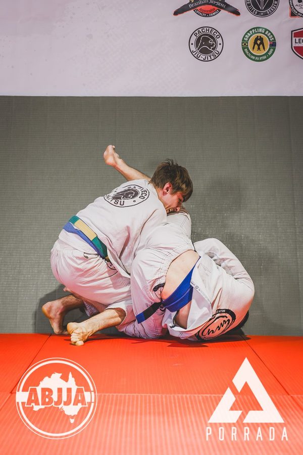 Porrada_Blue-Belt-Under-75kg-_-Jett-Crichton-Pacheco-BJJ-vs-Jackson-Osfield-MyBJJ135_20260418_155344