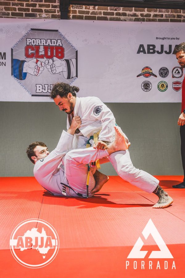 Porrada_White-Belt-Over-75kg-_-Fernando-Abreu-Pacheco-BJJ-vs-Liam-Garman-MyBJJ080_20260418_153545