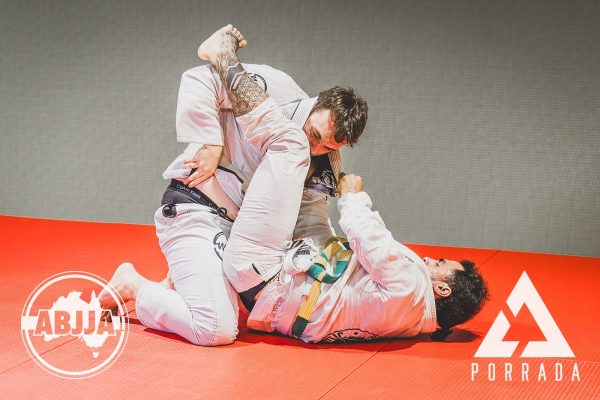 Porrada_White-Belt-Over-75kg-_-Fernando-Abreu-Pacheco-BJJ-vs-Liam-Garman-MyBJJ091_20260418_153832