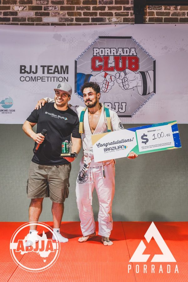 Porrada_White-Belt-Over-75kg-_-Fernando-Abreu-Pacheco-BJJ-vs-Liam-Garman-MyBJJ108_20260418_154323